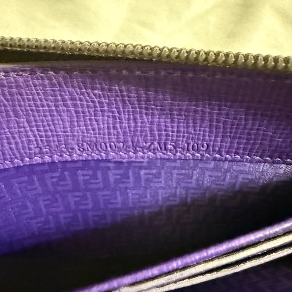 Fendi Wallet - Picture 4 of 13